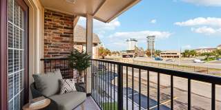 The Warwick Apartment Homes Gallery 8