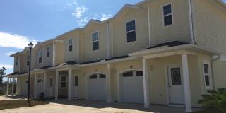 Great Townhome w/Easy Access to Shopping, Dining  Tyndall AFB! Gallery 1