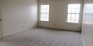 401 E Hogan Drive Gallery 12