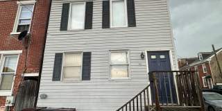 Beautiful 2 Bed/ 1.5 Bath ready for rent! Gallery 1