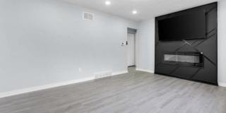 1117 Colfax Street Gallery 5