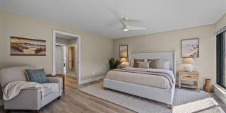 ***Ask about the TWO WEEKS FREE**LUXURY STUNNING REMODELED FURNISHED 3 BEDROOM\2 BATH CONDO FOR RENT IN HIGHLY-DESIRED PARK SHORE NAPLES ** Gallery 21