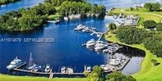 1041 River Run Gallery 1