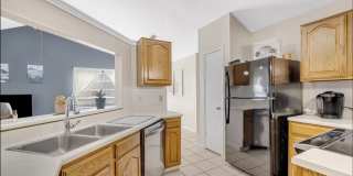 Room in 3 Bedroom Home at Wildwood Ridge Gallery 5