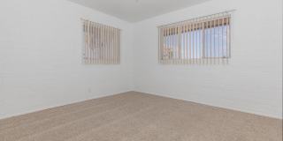 Country Club Apartments Gallery 14