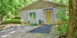 543 College Street Gallery 16