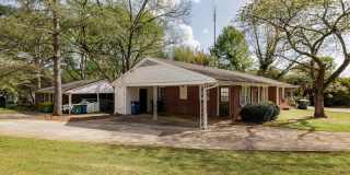 2019 S Lumpkin Street Gallery 5