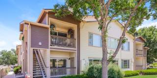 SW Littleton 3BR / 2BA Ground-Level Condo with Park Views! Gallery 15