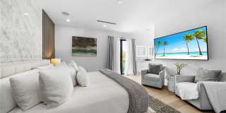 550 NW 42nd St Gallery 15