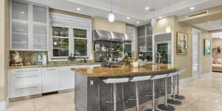 Pili Pono: Exclusive 5BR Estate w/ Pool, Spa & Panoramic Ocean Views Gallery 30