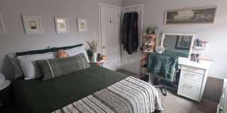 2344 W Barry Avenue Gallery 13