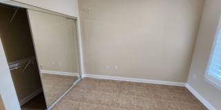 50% off this beautiful 2/2 Bouchelle Condo with private garage, see details* Gallery 10