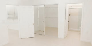 2520 Lincoln Street Gallery 1