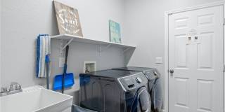 1049 NW 38th Place Gallery 30