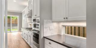Stunning Bethany Farmhouse with Chef’s Kitchen, Media Room, Main-Level Suite & Luxury Designer Finishes Stunning Bethany Farmhouse with Chef’s Kitchen, Media Room, Main-Level Suite & Luxury Designer Finishes Gallery 8