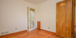 2034 GLEN ROSS Road Gallery 17