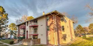 1 MONTH FREE!! 2B/1B Upper Level Condo in Cottonwood Villas - Available NOW! Gallery 1