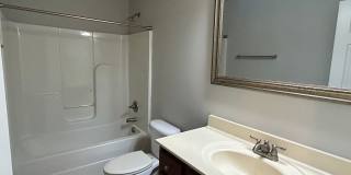 3 Bedroom Townhome off River Watch Pkwy Gallery 9