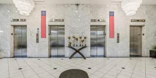 400 MADISON Street Gallery 36