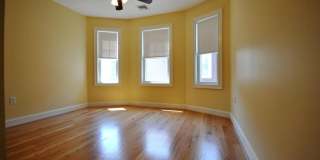Oak Sq. Brighton 3-bed with Parking Gallery 10