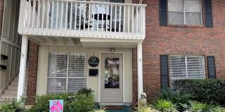 800 Mallery Street Gallery 1
