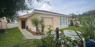 Single Family Home 3/2 Gallery 1