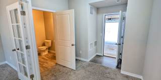 Three Bedroom Townhome Gallery 6