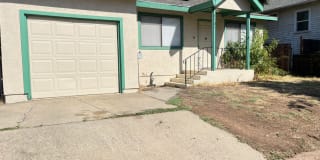4701 V Street Gallery 1