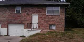 3 BR/1.5 BA - Kansas City, KS Gallery 1