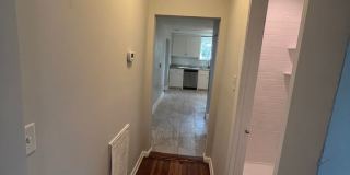 Charming Historic Duplex In the Heart if Savannah's Historic District Gallery 11