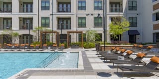 Gateway Chastain Gallery 62