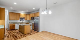 NW Brick Townhome, Granite Counter-Tops, Wood Floors, FP, Garage! NW Brick Townhome, Granite Counter-Tops, Wood Floors, FP, Garage! Gallery 8