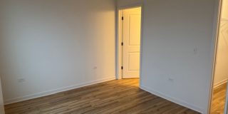 Oak Forest 2BR/2BA | Metra Nearby | Modern Finishes Oak Forest 2BR/2BA | Metra Nearby | Modern Finishes Gallery 16