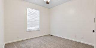Pet Friendly Three Bedroom with Bonus! Gallery 17