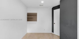 5843 Woodlands Blvd Gallery 30