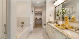 The Driscoll at River Oaks Gallery 26