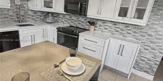 1423 Holly Heights Dr Gallery 3