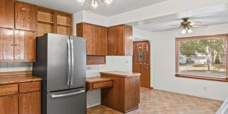 Spacious 3-Bedroom Home with Oversized Garage Space! Gallery 10