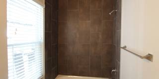 Midtown Renovated Duplex - Hardwood Floors, Exposed Brick Gallery 11