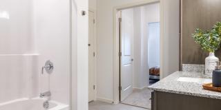 Londin Crossing Gallery 12