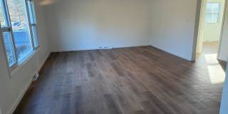 1665 Elaine Road Gallery 4