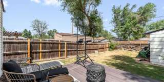 3BD, 1BA Edgewater Home with Lard Back Yard and 2-Car Garage Gallery 17