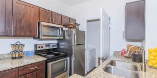 Breakers on Saratoga Gallery 1