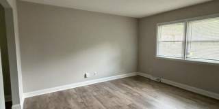 3 Sharps Court Gallery 8