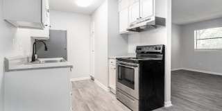 Edgewater Village Apartments Gallery 2