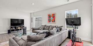 10878 FOXTROT Circle Gallery 15