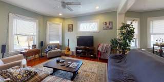 Charming Coolidge Corner Apt w Heat and Hot Water Inc.  Pro Managed Gallery 3