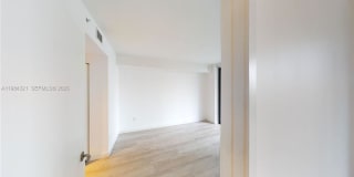 55 Southwest 9th Avenue Gallery 17