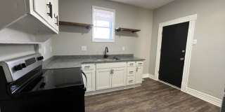 220 West Park Avenue - 220 Gallery 13