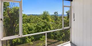Bayview Apartments Gallery 100